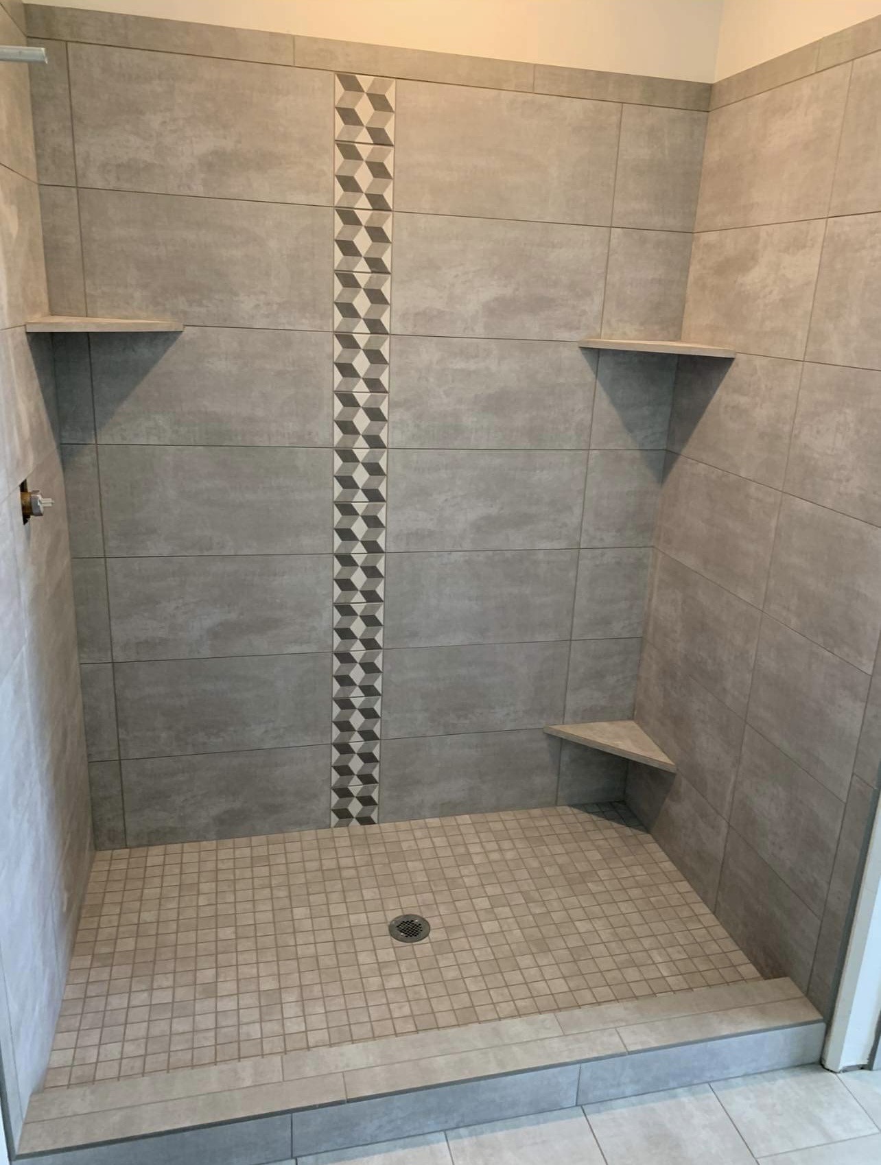 Bathroom gallery photo 1